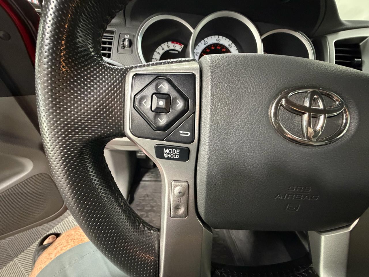 Toyota Tacoma SR5 Double Cab 4WD V6 2015