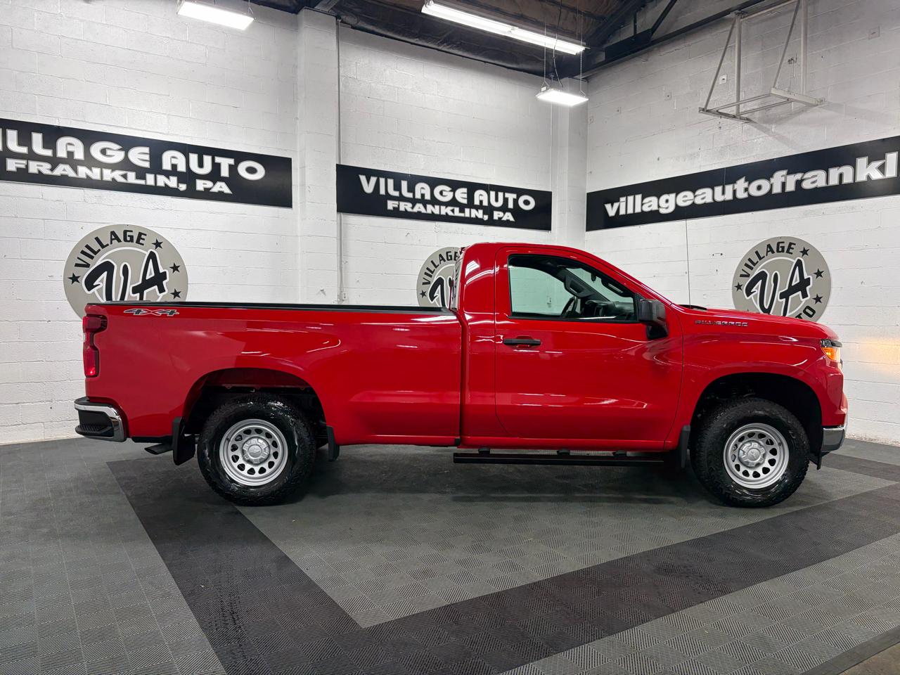 Chevrolet Silverado 1500 Base Reg Cab 4WD 2026