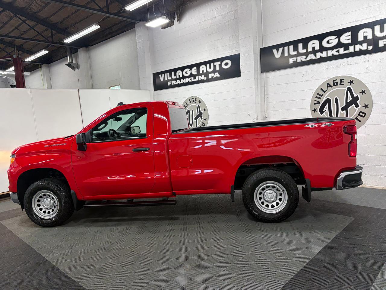 Chevrolet Silverado 1500 Base Reg Cab 4WD 2026