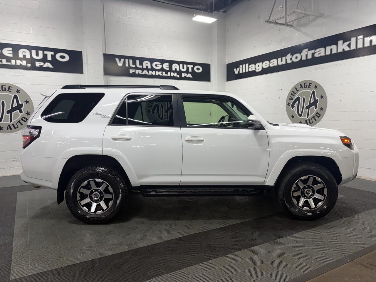 Toyota 4Runner TRD Off-road Premium 4WD 2024