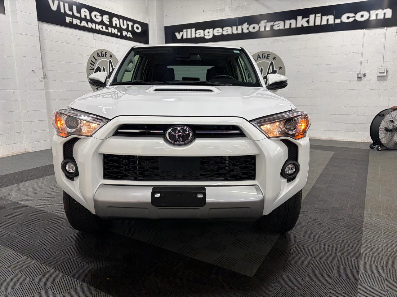 Toyota 4Runner TRD Off-road Premium 4WD 2024