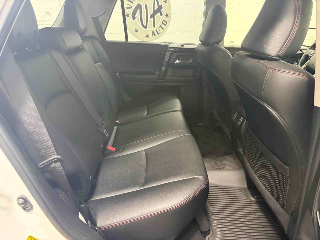 Toyota 4Runner TRD Off-road Premium 4WD 2024