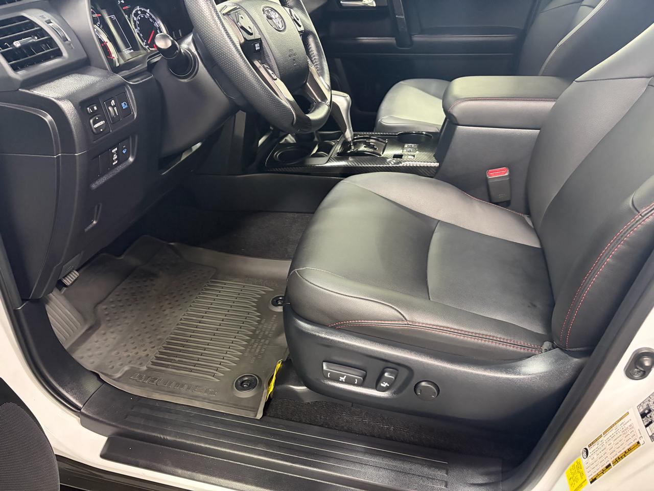 Toyota 4Runner TRD Off-road Premium 4WD 2024