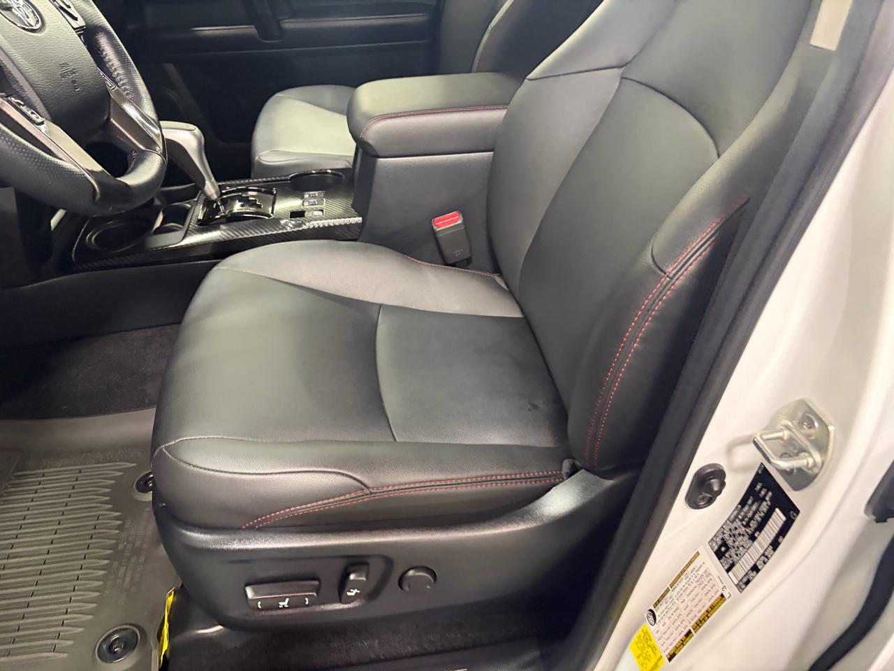 Toyota 4Runner TRD Off-road Premium 4WD 2024