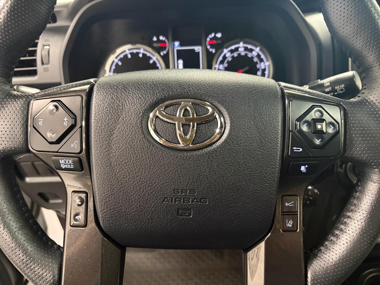 Toyota 4Runner TRD Off-road Premium 4WD 2024