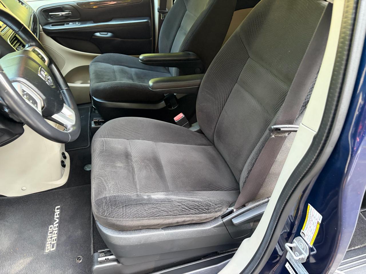 Dodge Grand Caravan SE 2017