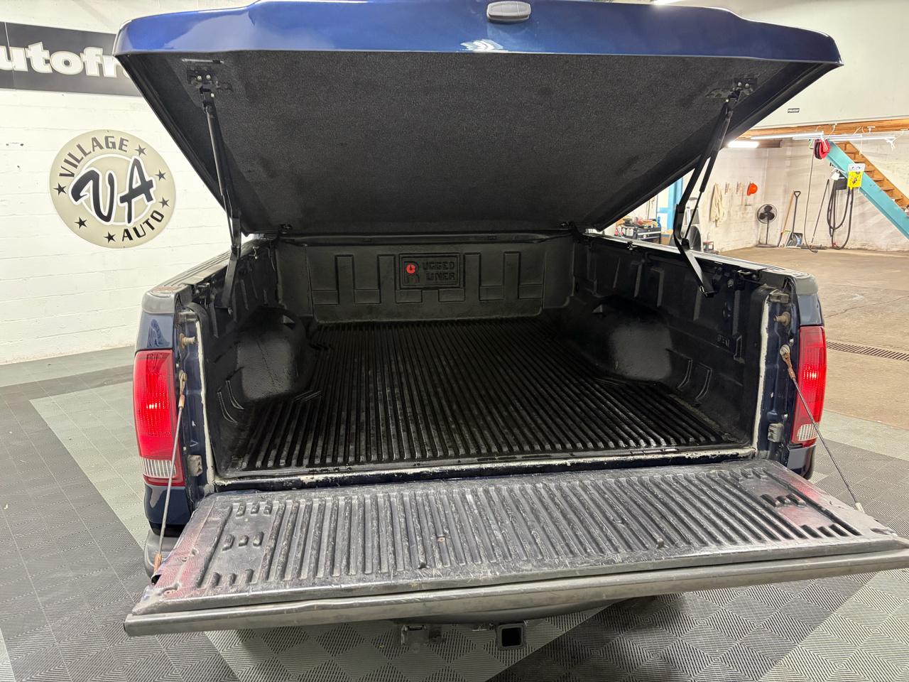 Ford F-350 SD Lariat Crew Cab Short Bed 4WD 2001