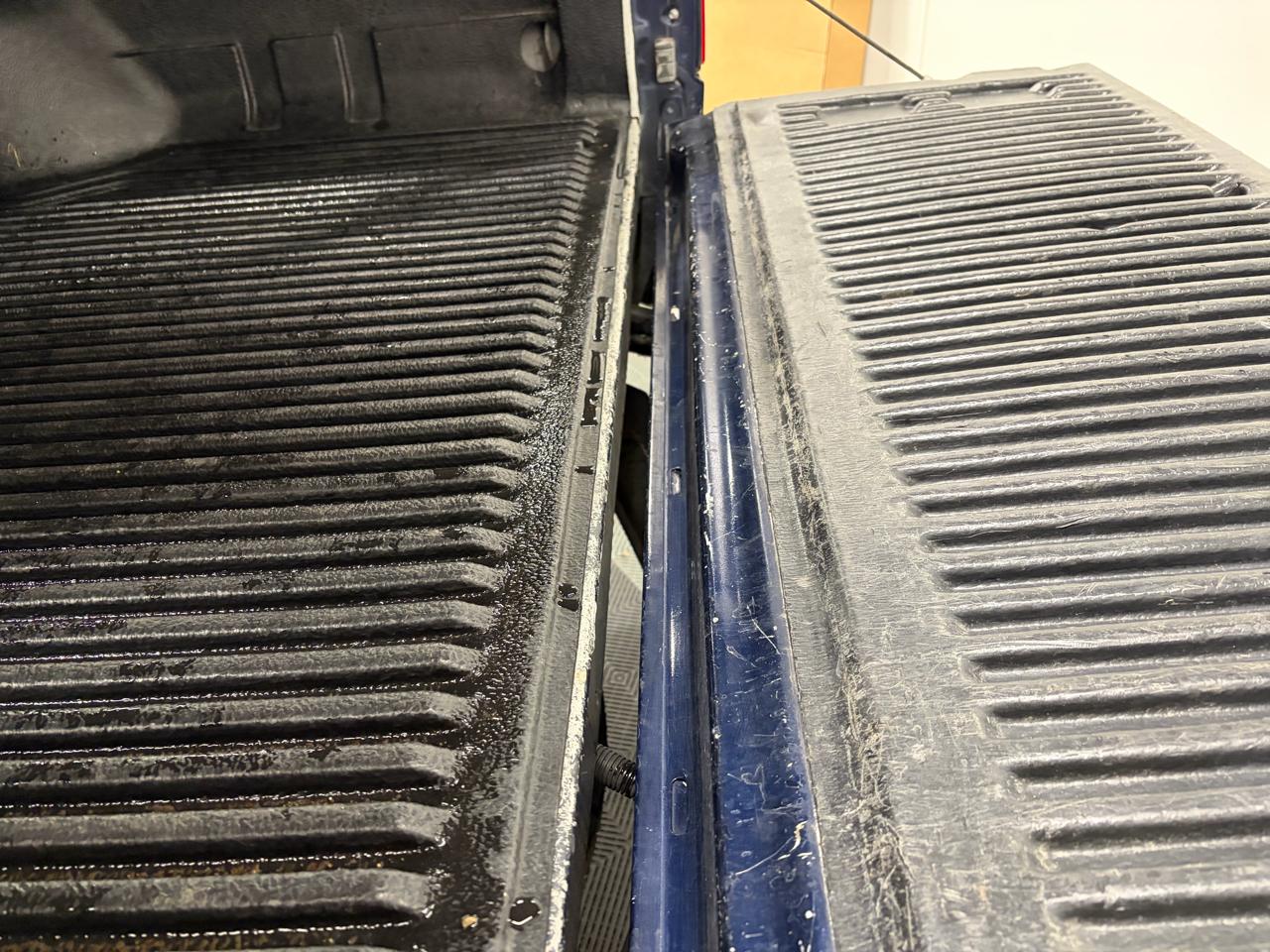 Ford F-350 SD Lariat Crew Cab Short Bed 4WD 2001