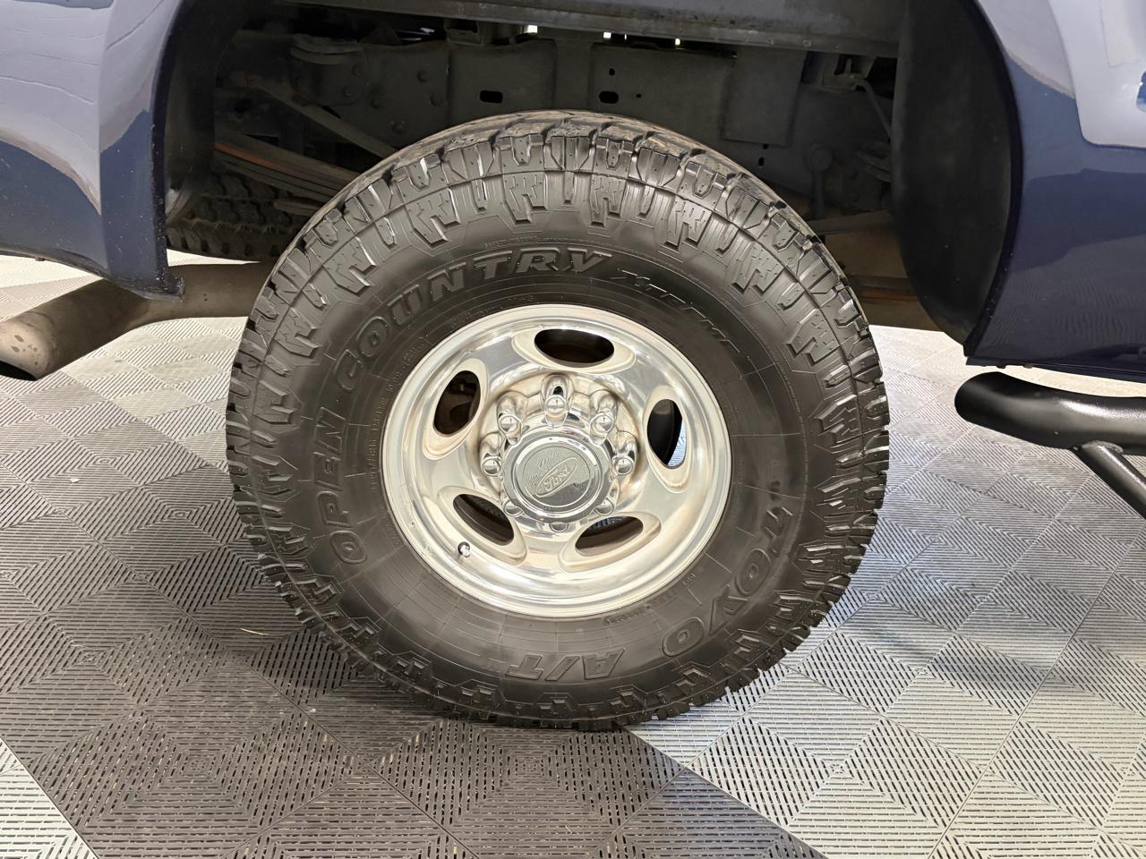 Ford F-350 SD Lariat Crew Cab Short Bed 4WD 2001