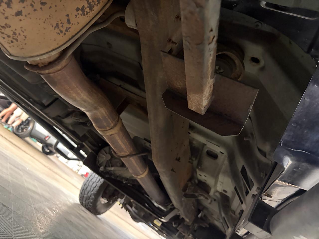 Ford F-350 SD Lariat Crew Cab Short Bed 4WD 2001