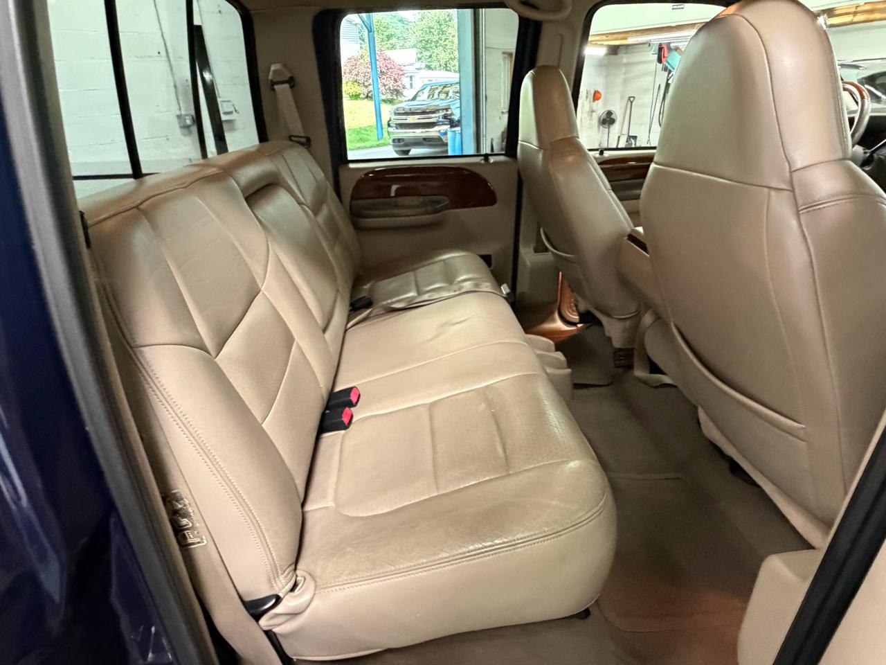 Ford F-350 SD Lariat Crew Cab Short Bed 4WD 2001