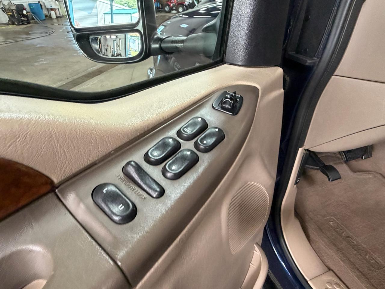 Ford F-350 SD Lariat Crew Cab Short Bed 4WD 2001