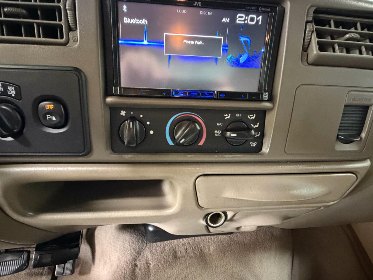 Ford F-350 SD Lariat Crew Cab Short Bed 4WD 2001