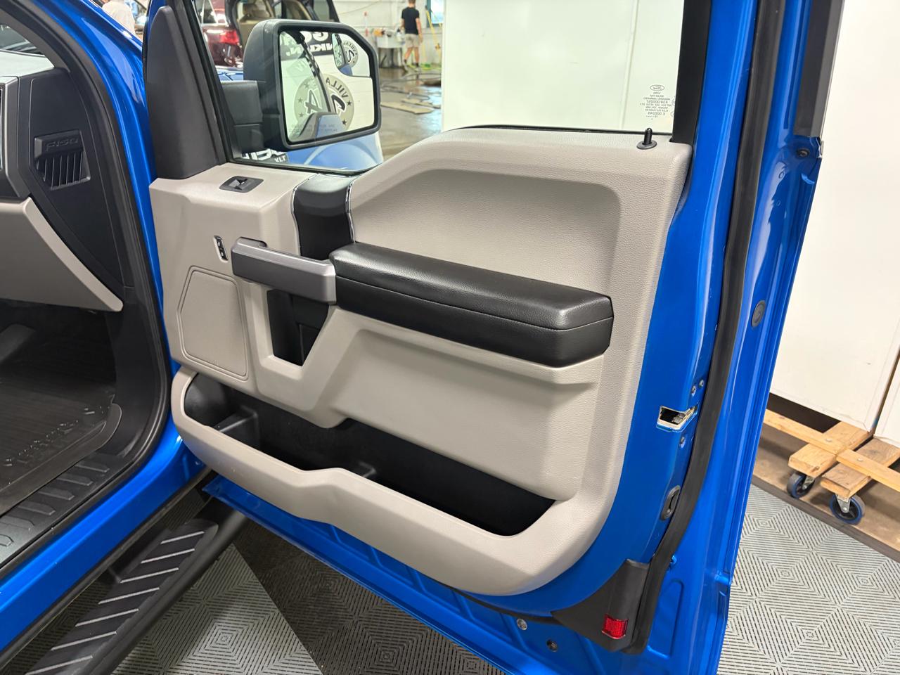 Ford F-150 Supercab 145" XLT 4WD 2019