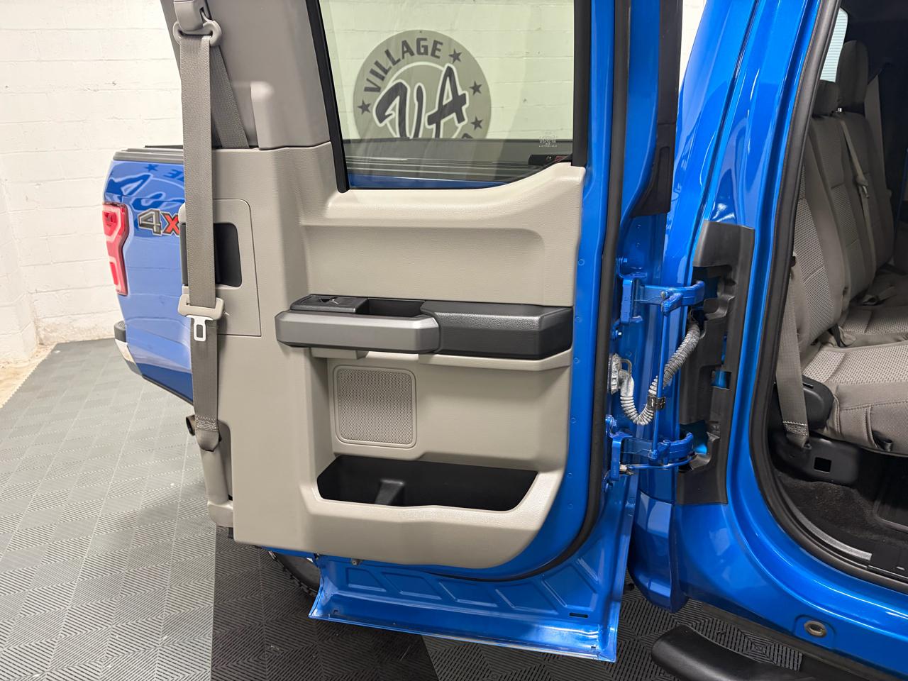 Ford F-150 Supercab 145" XLT 4WD 2019