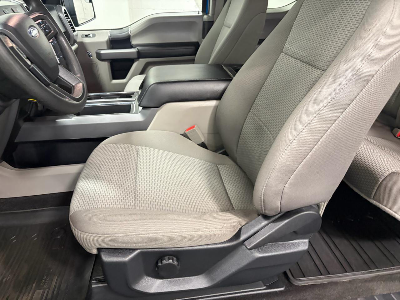 Ford F-150 Supercab 145" XLT 4WD 2019