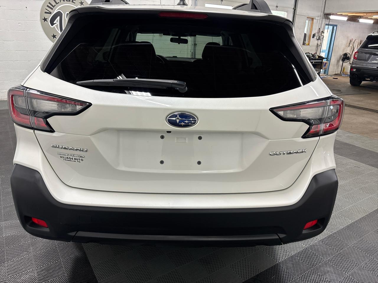Subaru Outback Premium 2024