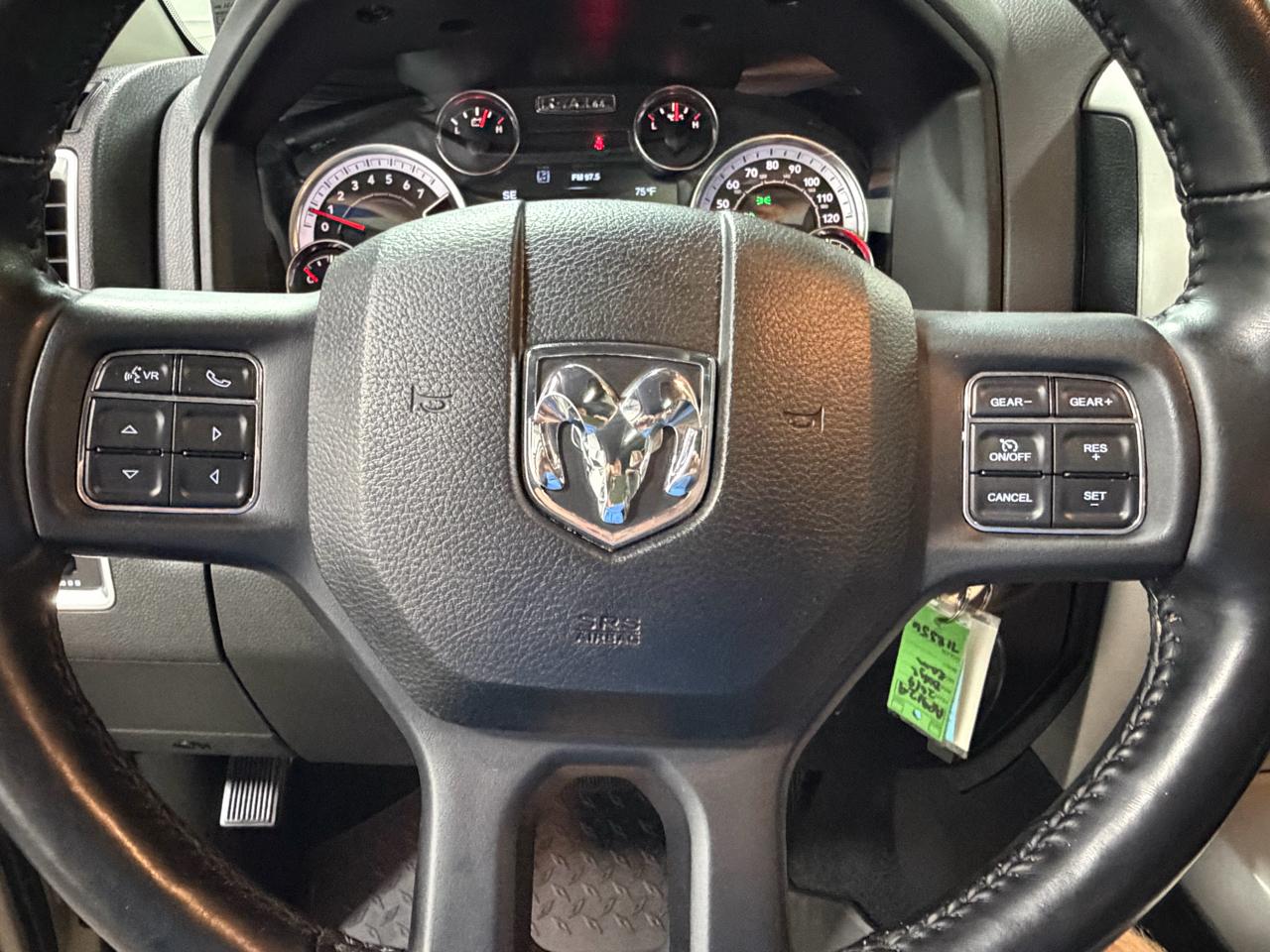 RAM 1500 Classic Warlock 4x4 Crew Cab 5'7" Box 2019