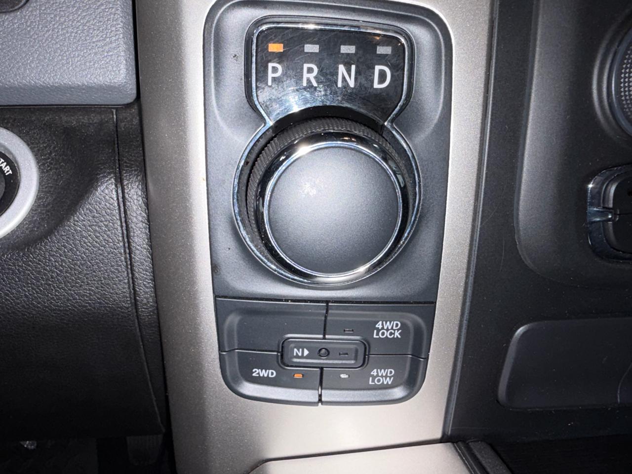 RAM 1500 Classic Warlock 4x4 Crew Cab 5'7" Box 2019