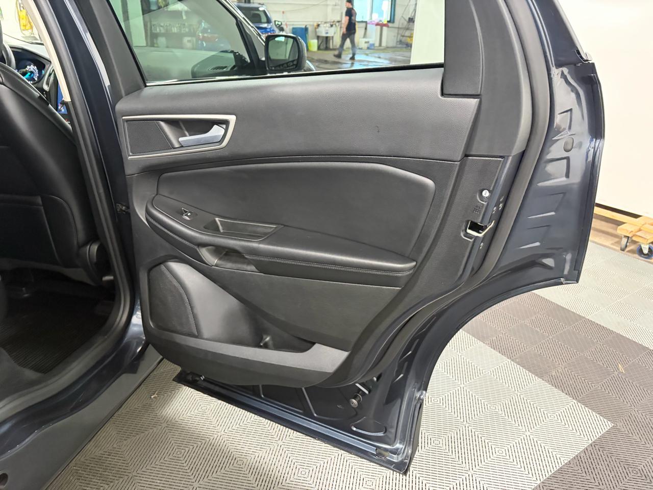 Ford Edge SEL 2024