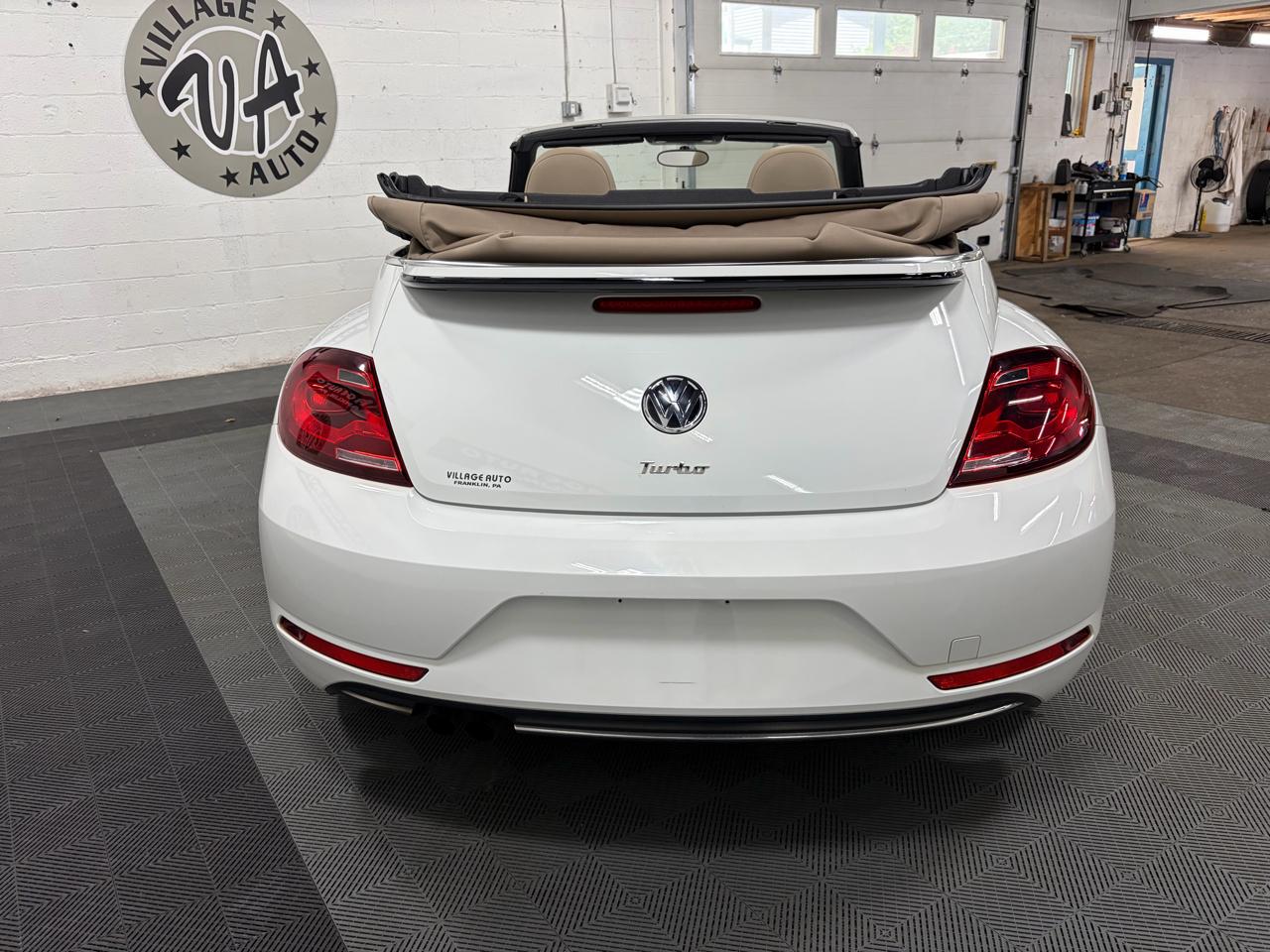 Volkswagen Beetle 2.0T SE Convertible 2018