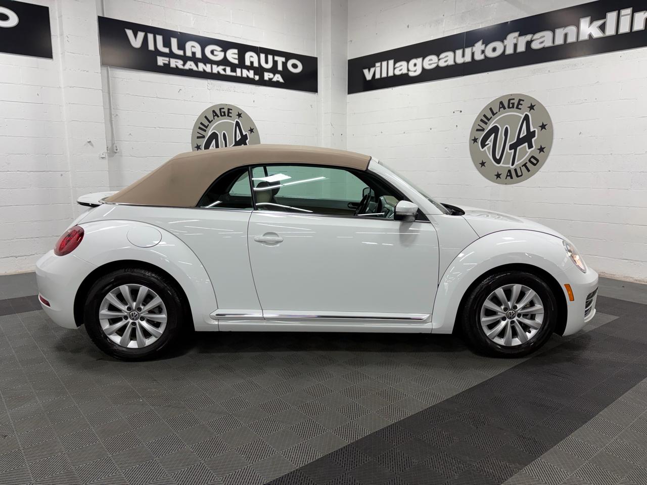 Volkswagen Beetle 2.0T SE Convertible 2018