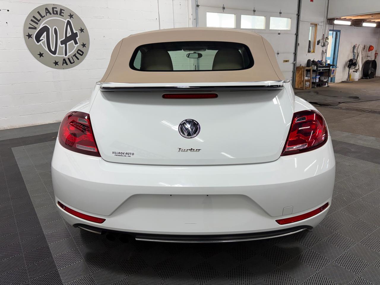 Volkswagen Beetle 2.0T SE Convertible 2018