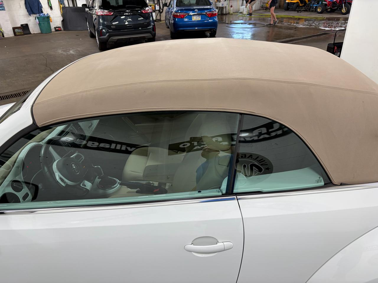 Volkswagen Beetle 2.0T SE Convertible 2018