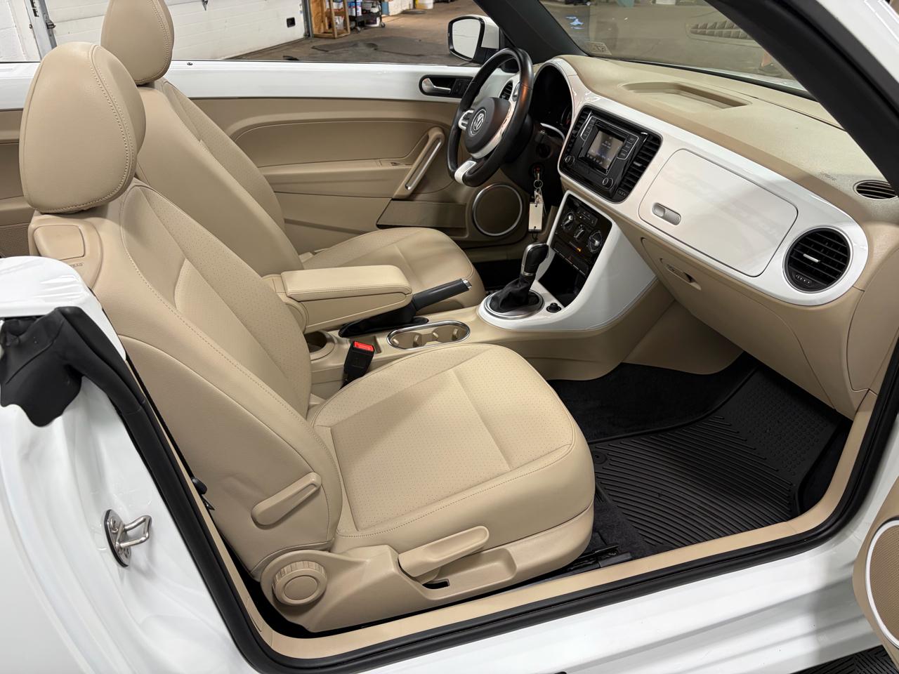 Volkswagen Beetle 2.0T SE Convertible 2018
