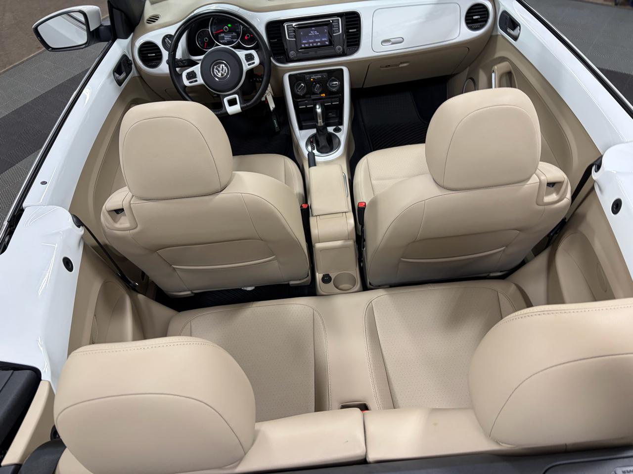Volkswagen Beetle 2.0T SE Convertible 2018
