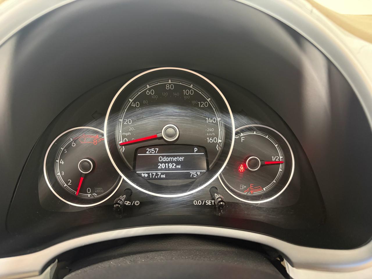Volkswagen Beetle 2.0T SE Convertible 2018