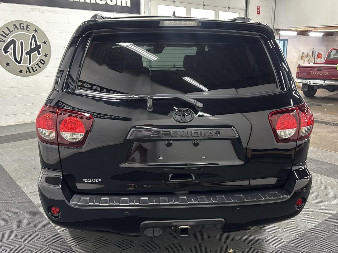 Toyota Sequoia TRD Sport 4WD 2019