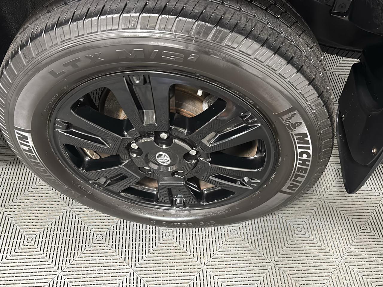 Toyota Sequoia TRD Sport 4WD 2019