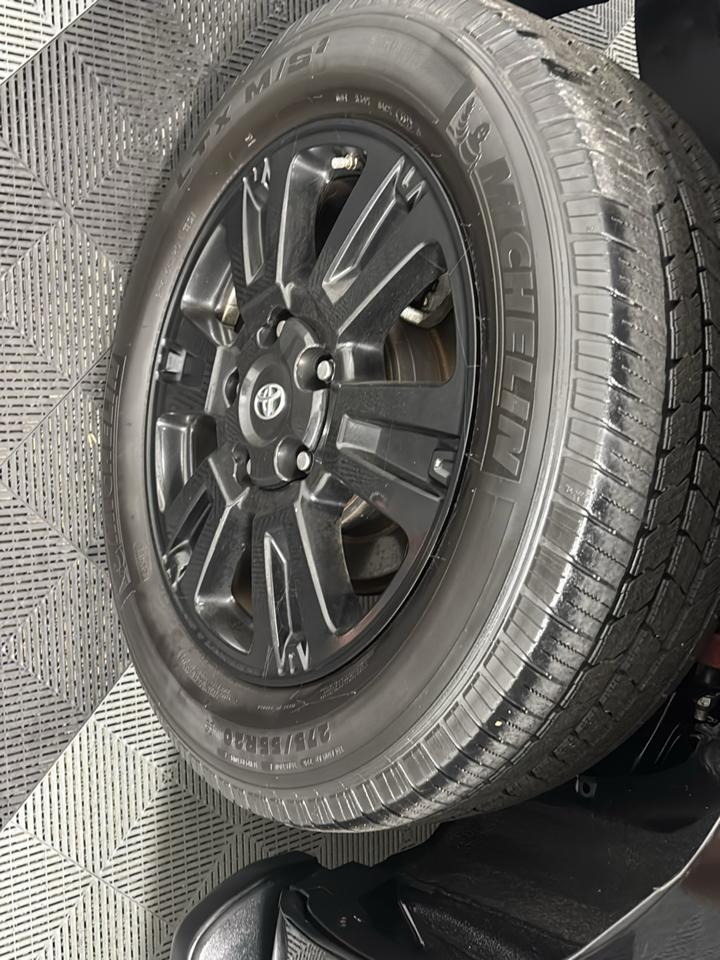 Toyota Sequoia TRD Sport 4WD 2019
