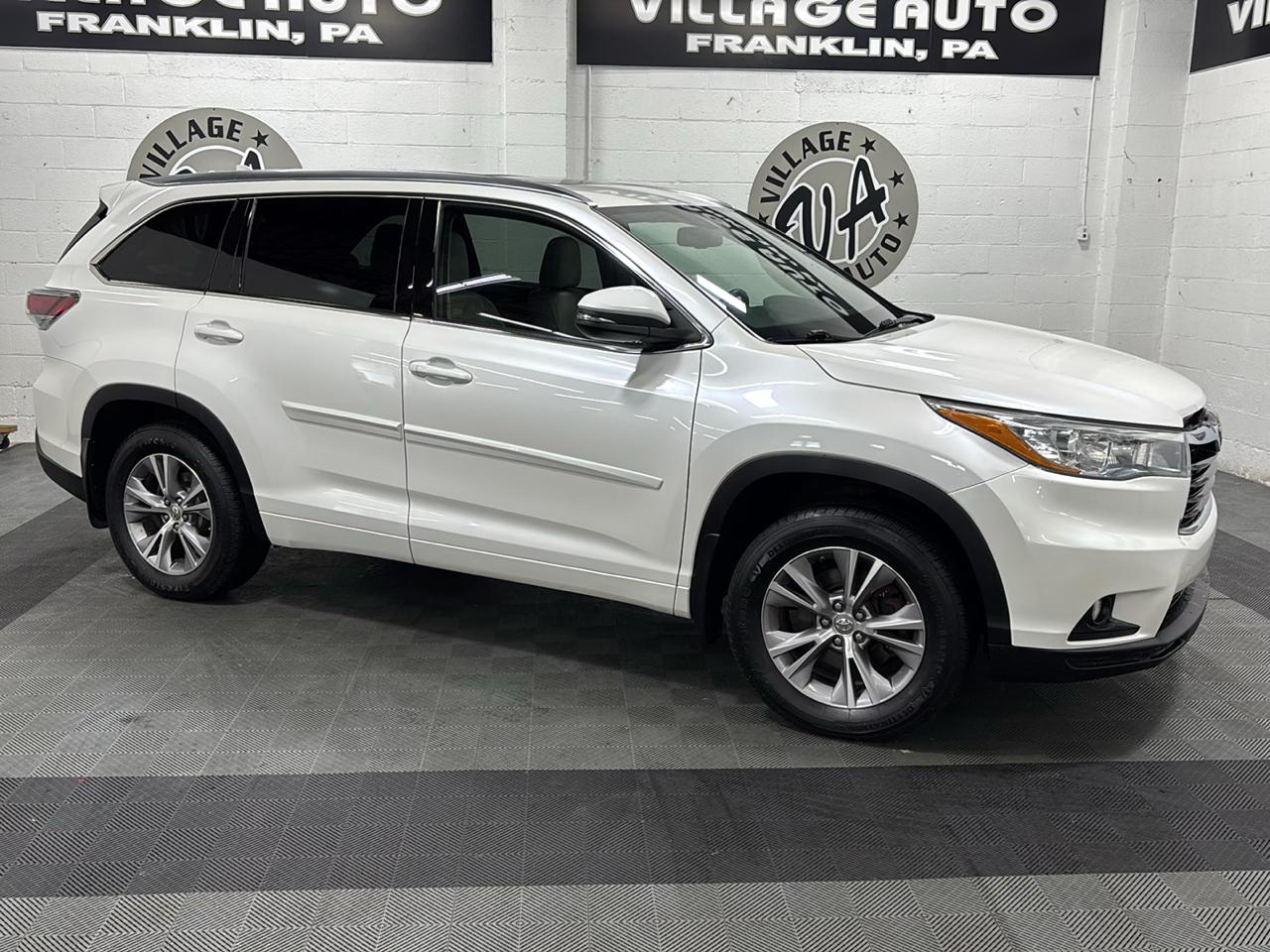 Toyota Highlander XLE AWD V6 2015