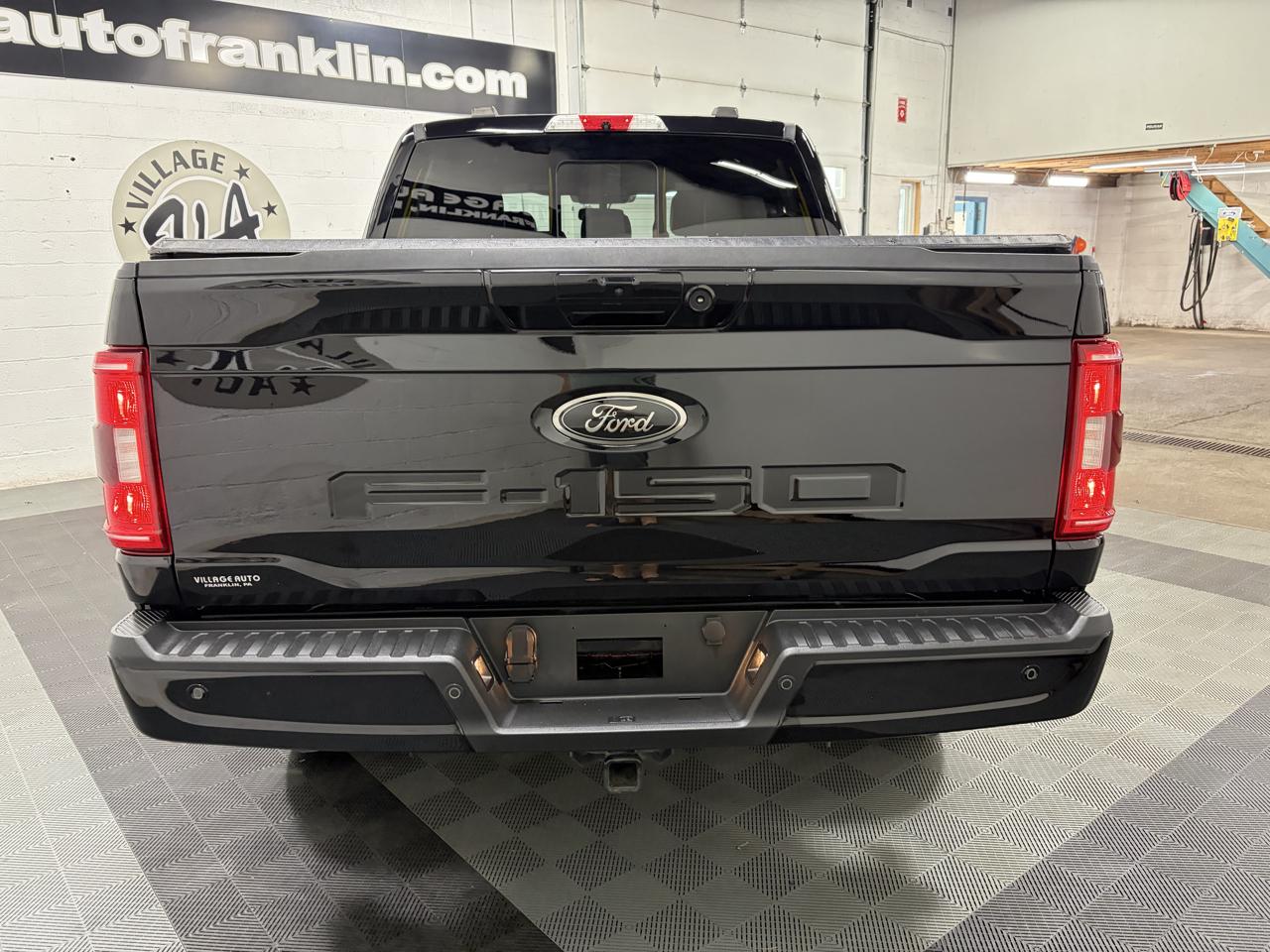 Ford F-150 4WD SuperCrew 157" XLT 2022