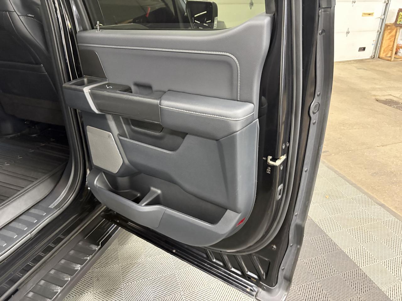 Ford F-150 4WD SuperCrew 157" XLT 2022