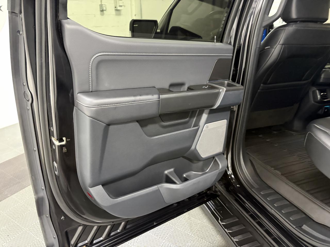 Ford F-150 4WD SuperCrew 157" XLT 2022