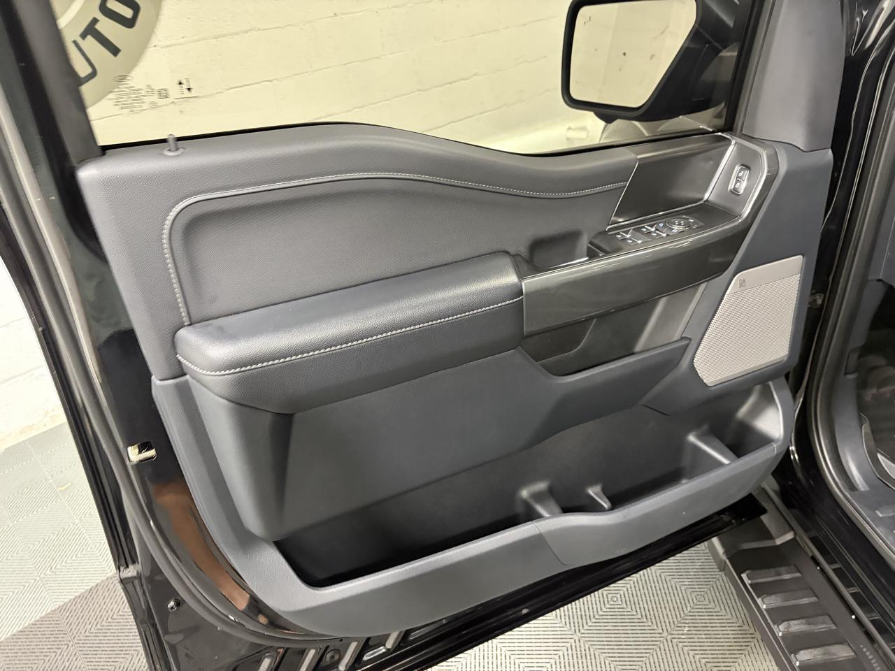 Ford F-150 4WD SuperCrew 157" XLT 2022