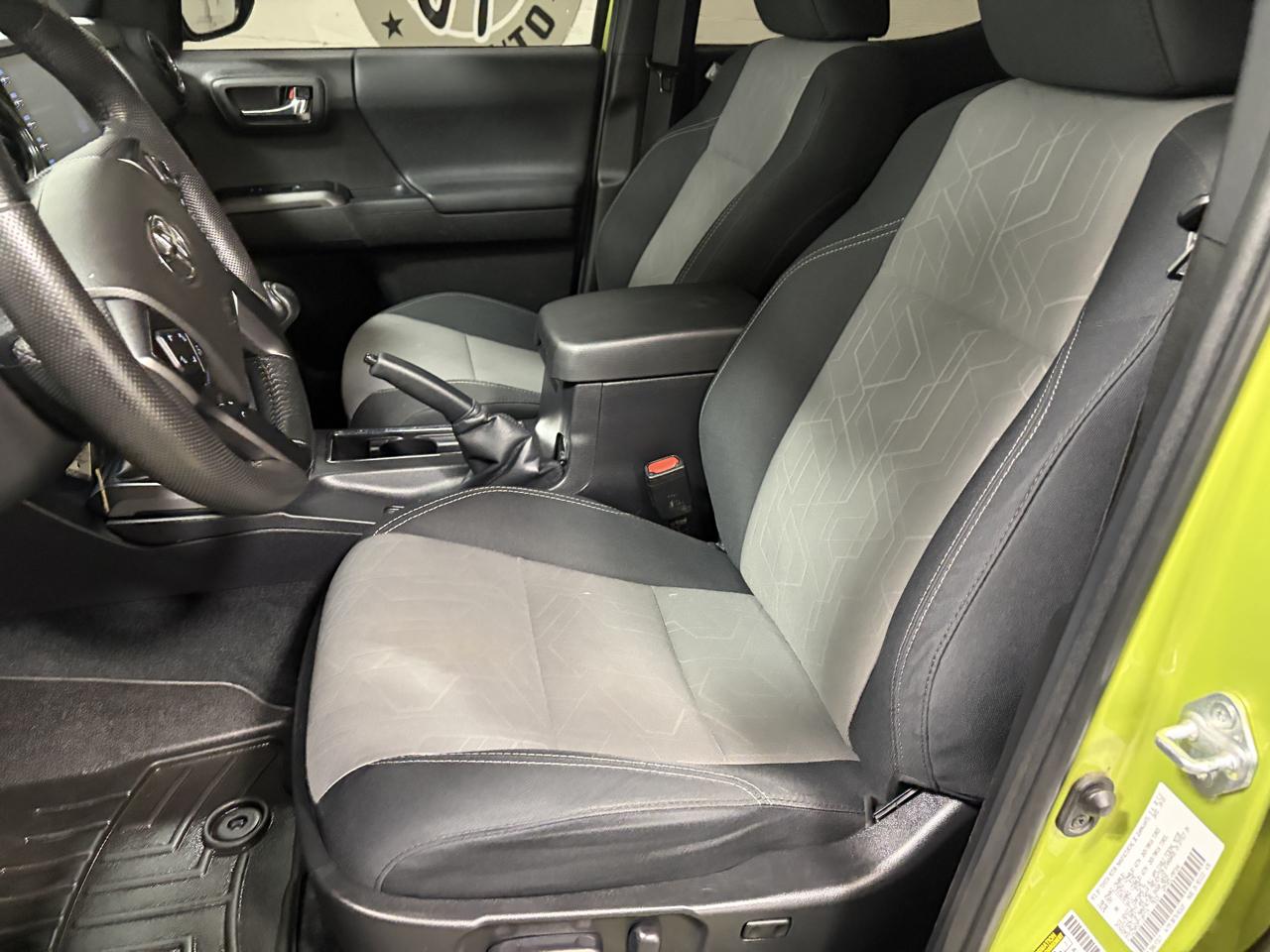 Toyota Tacoma 4WD Double Cab V6 MT TRD Off Road (Natl) 2023