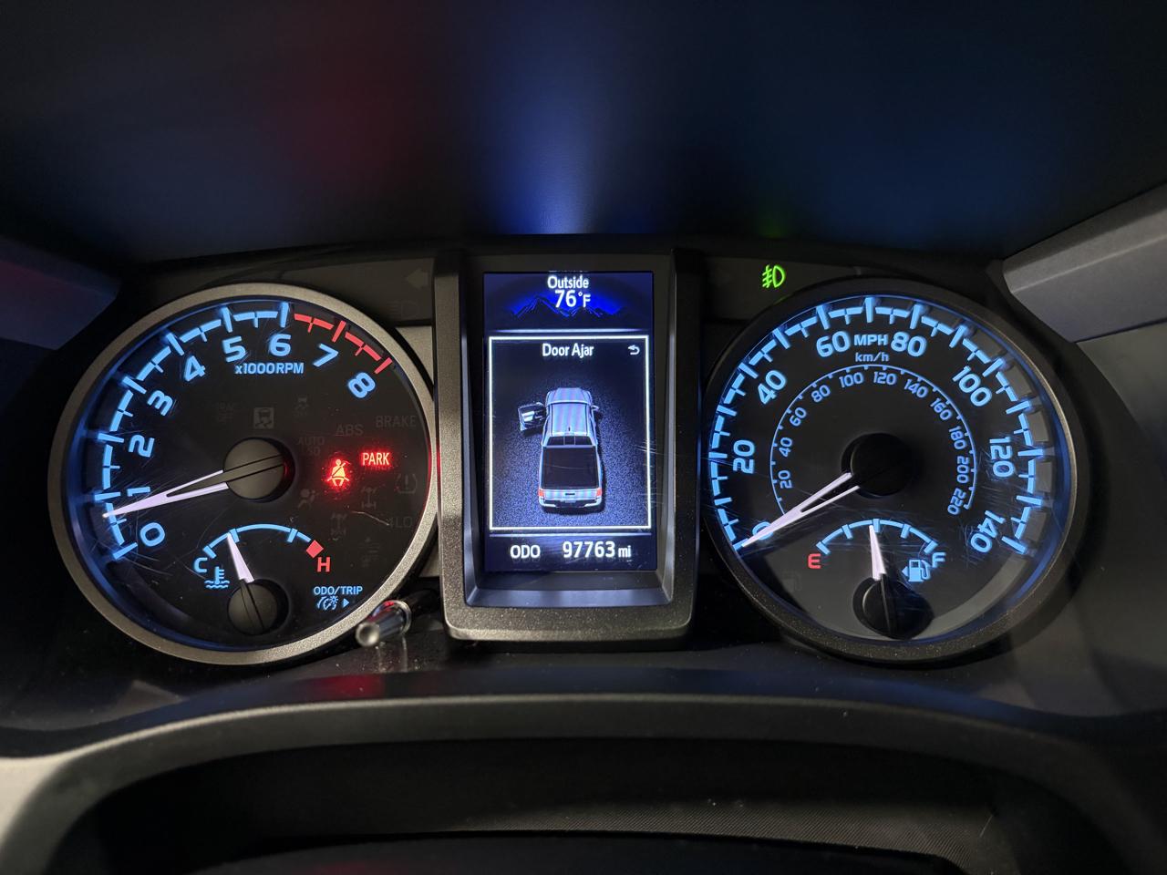Toyota Tacoma 4WD Double Cab V6 MT TRD Off Road (Natl) 2023