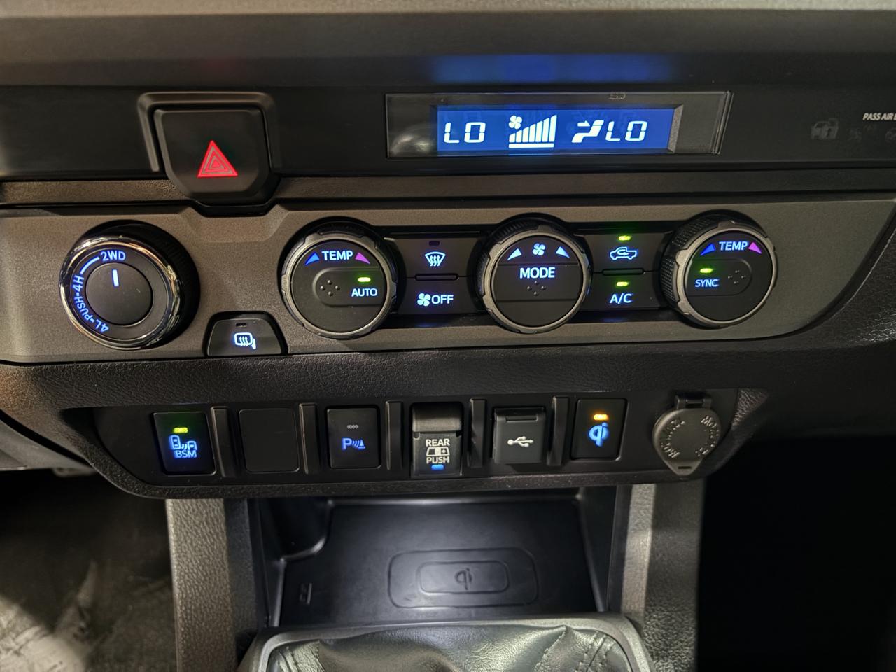 Toyota Tacoma 4WD Double Cab V6 MT TRD Off Road (Natl) 2023