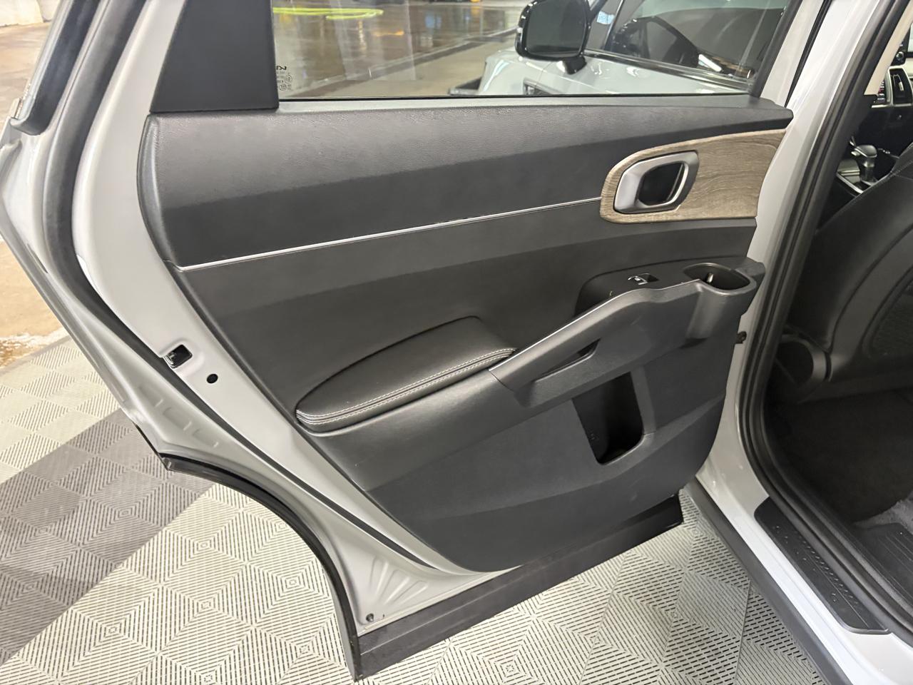 Kia Sorento X-Line EX AWD 2023