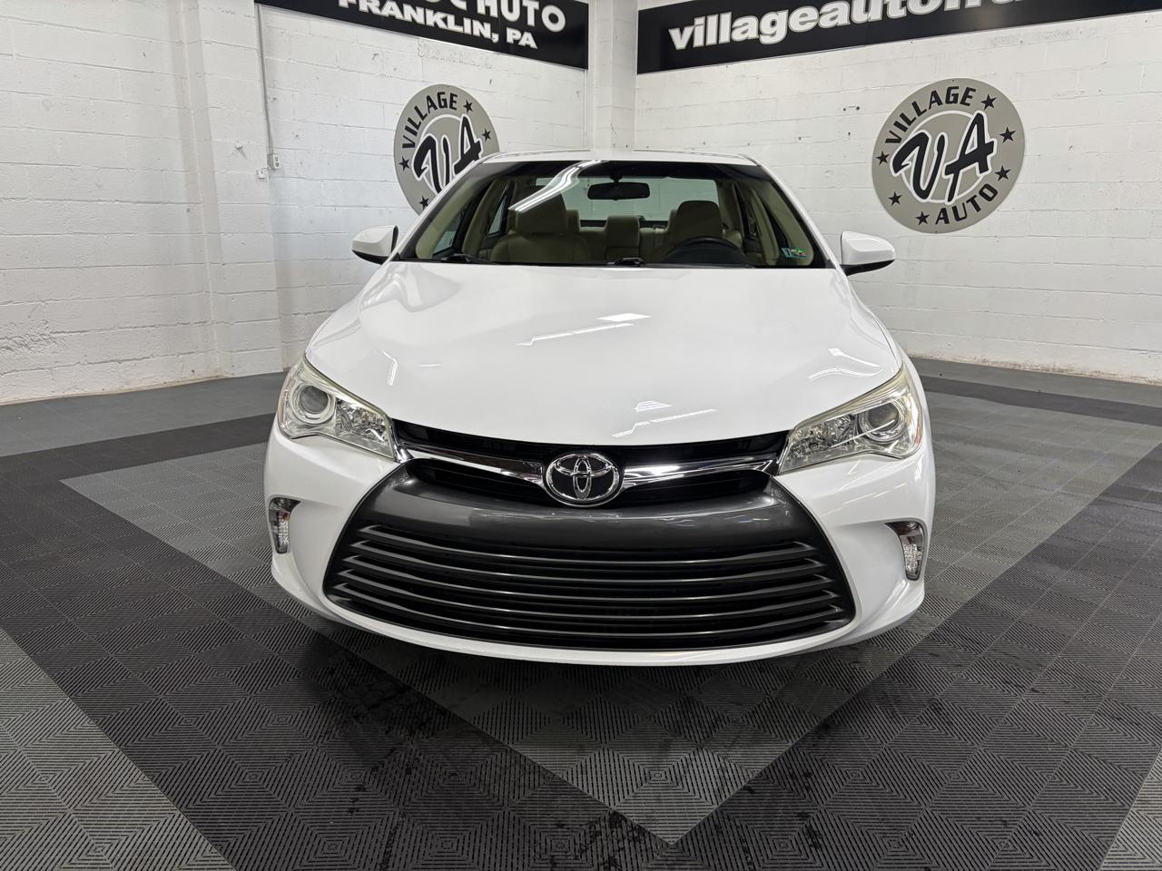 Toyota Camry 4dr Sedan LE 2016