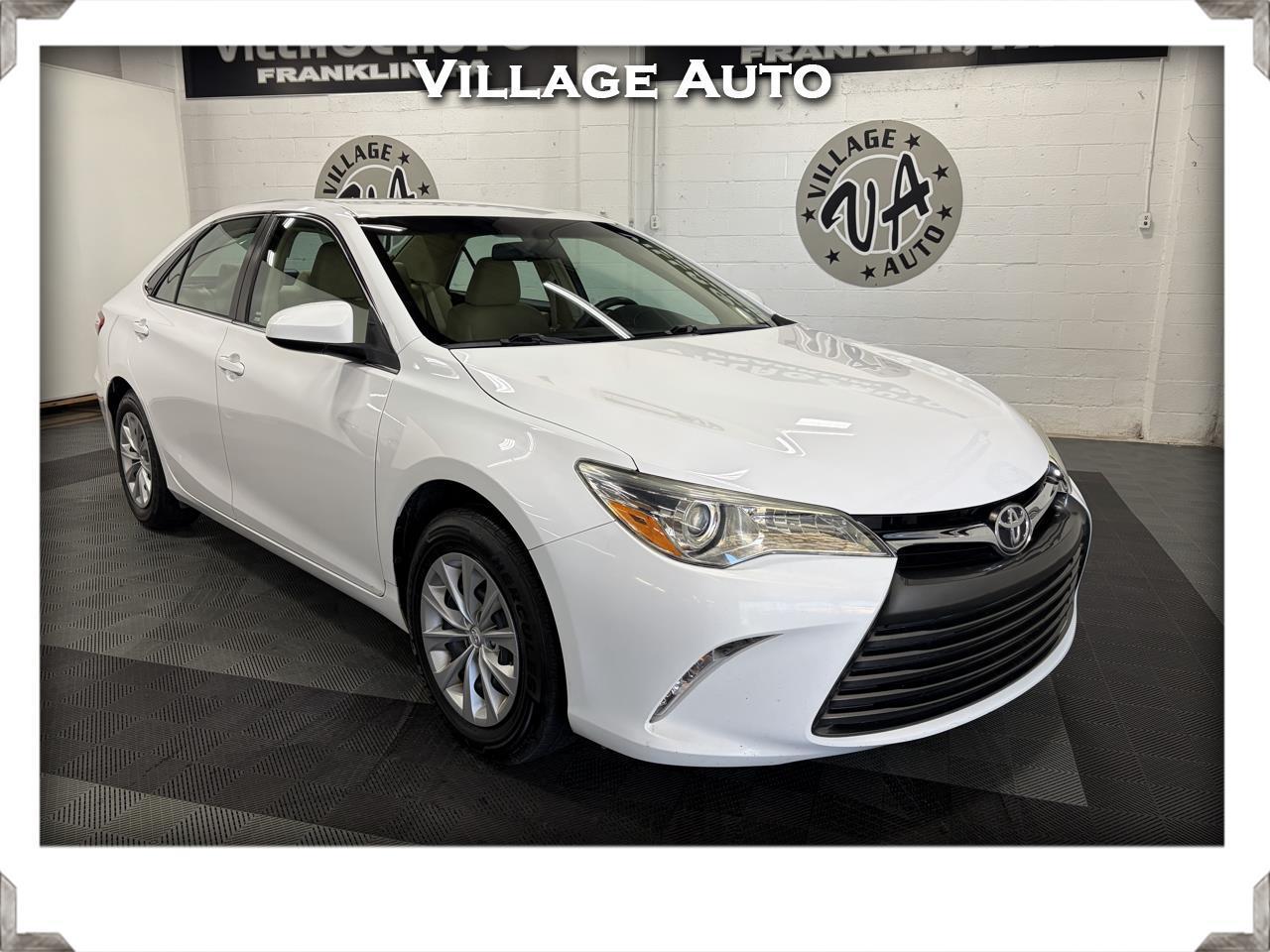 Toyota Camry 4dr Sedan LE 2016