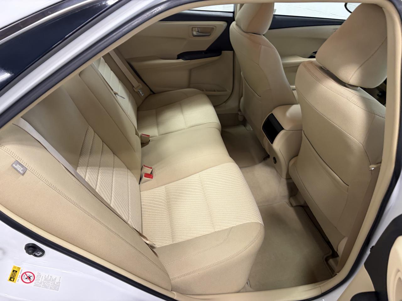 Toyota Camry 4dr Sedan LE 2016