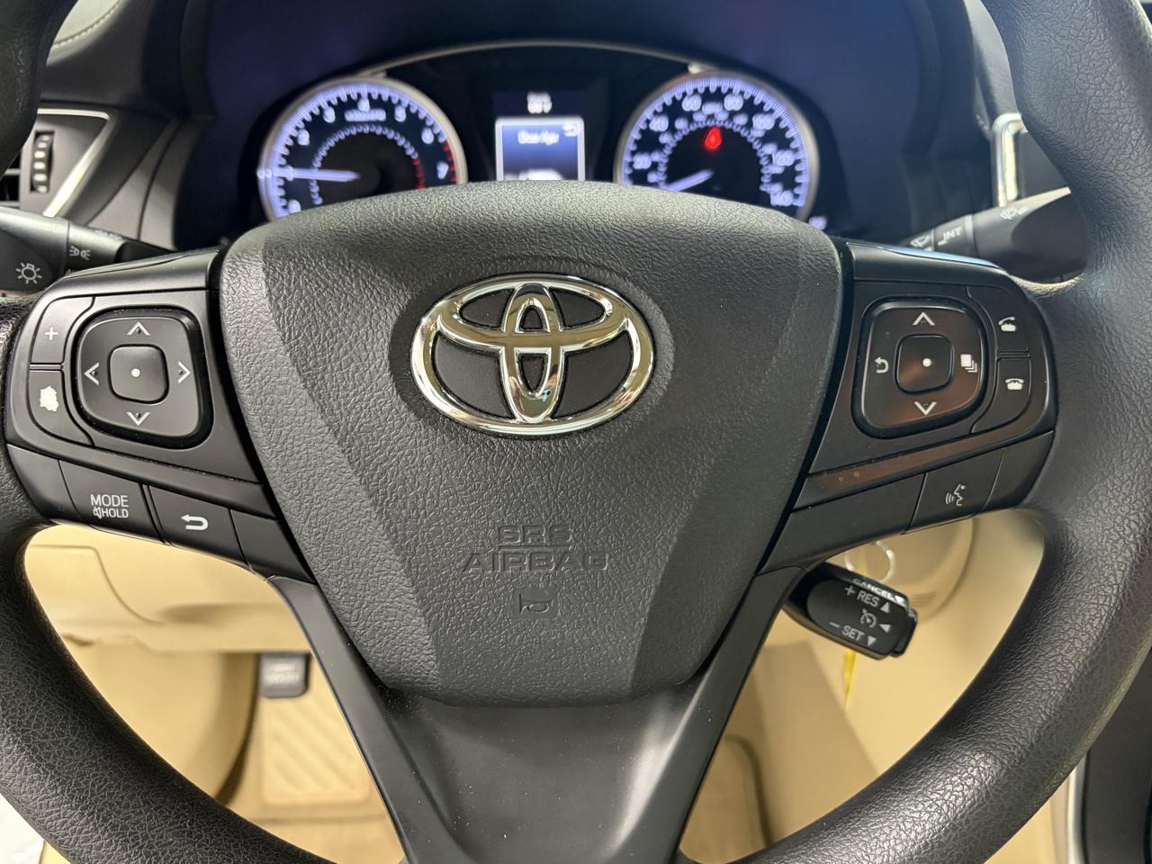 Toyota Camry 4dr Sedan LE 2016