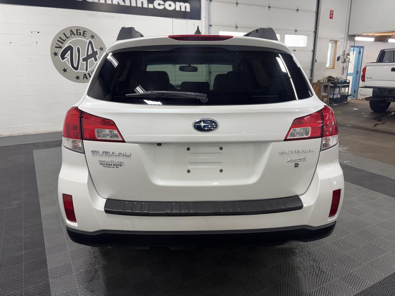 Subaru Outback 2.5i Premium 2014