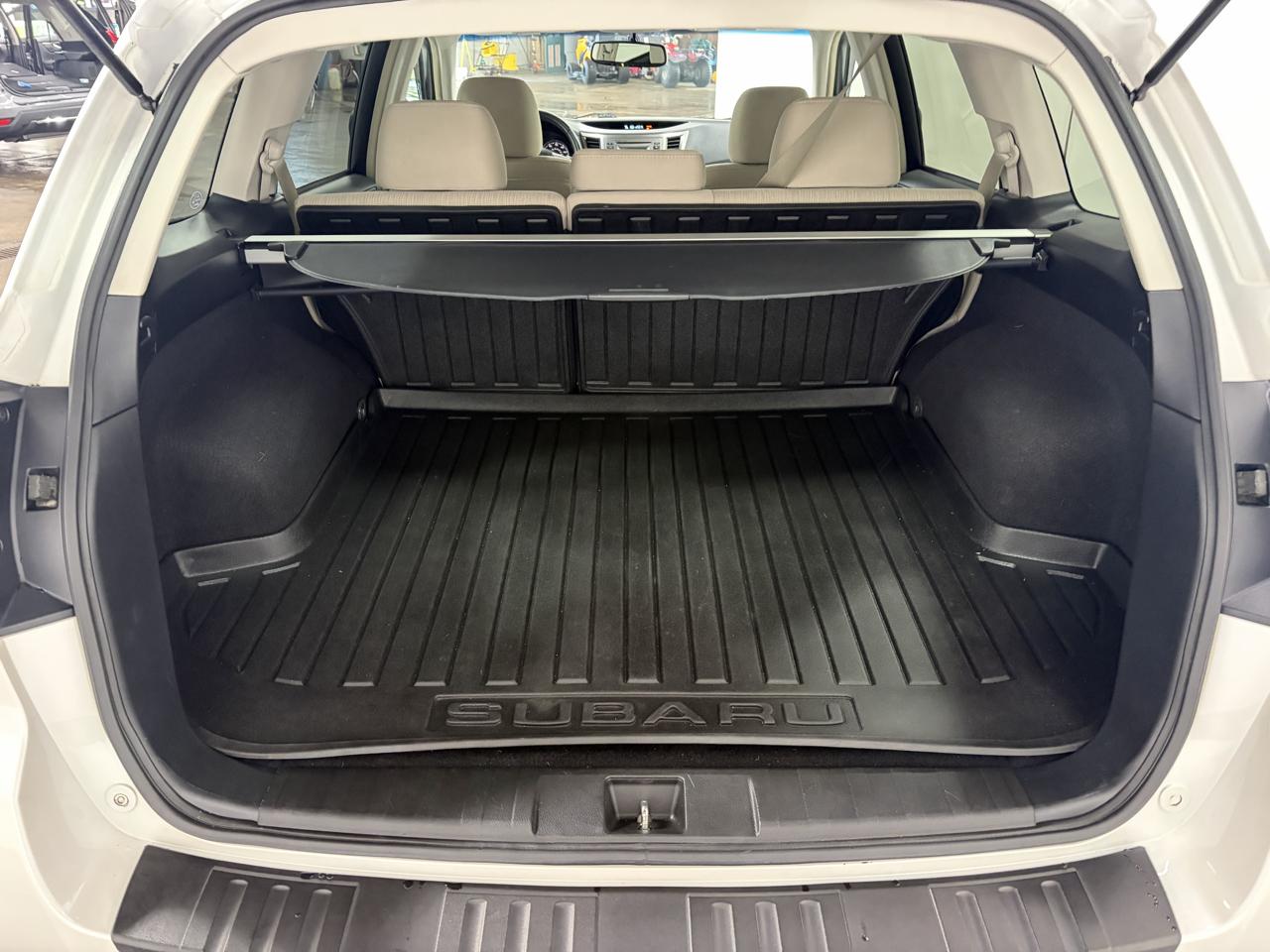 Subaru Outback 2.5i Premium 2014