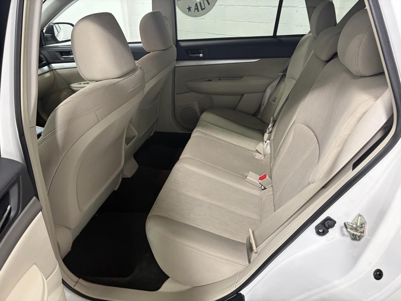 Subaru Outback 2.5i Premium 2014